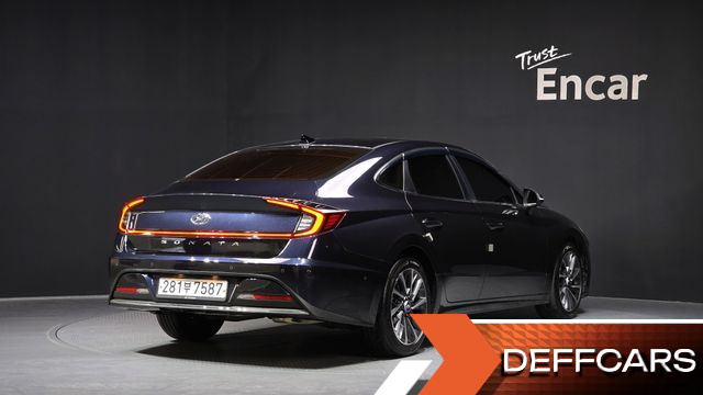 Hyundai SONATA 2.0 Premium Family купить на сайте DeffCars