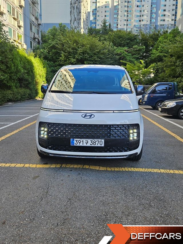 Hyundai STARIA L3.5 Lounge 9-Seater Prestige купить на сайте DeffCars