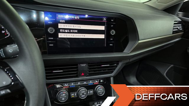 Volkswagen JETTA 1.4 TSI Prestige купить на сайте DeffCars