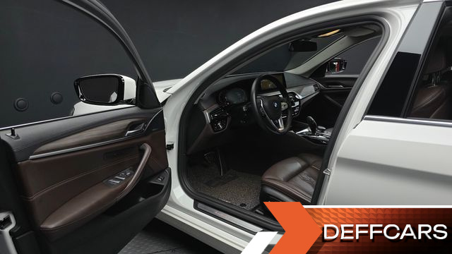 BMW 5-SERIES 520d Luxury Plus купить на сайте DeffCars