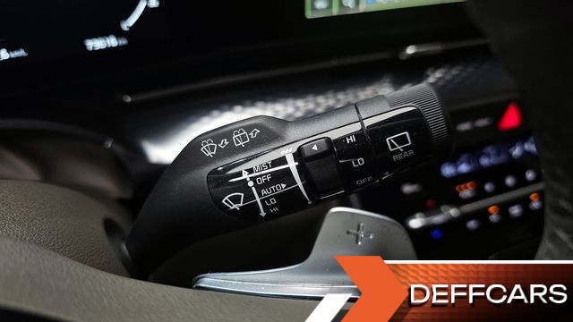 Kia CARNIVAL Gasoline 4-Seater Hi-Limousine Signature купить на сайте DeffCars