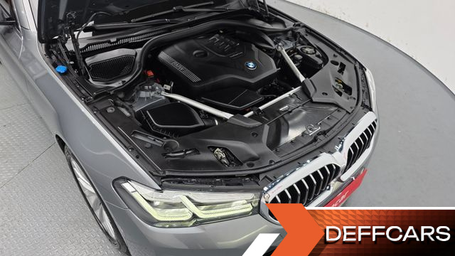 BMW 5-SERIES 520i Luxury купить на сайте DeffCars