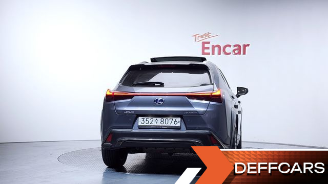 Lexus UX 2.0 F-Sport 2WD купить на сайте DeffCars