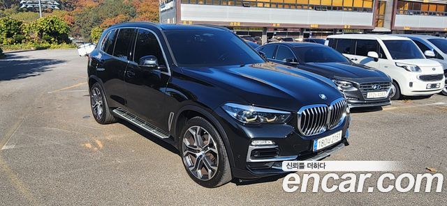 BMW X5 xDrive 40i xLine купить на сайте DeffCars