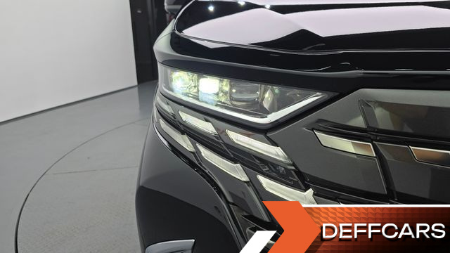 Toyota ALPHARD 2.5 HEV Executive AWD купить на сайте DeffCars
