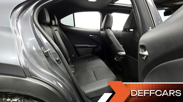Lexus UX 2.0 2WD купить на сайте DeffCars