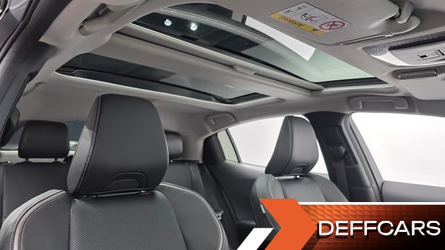 Toyota PRIUS 2.0 XLE AWD купить на сайте DeffCars