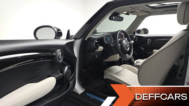 Mini COOPER Classic Launch Pack Third Generation купить на сайте DeffCars