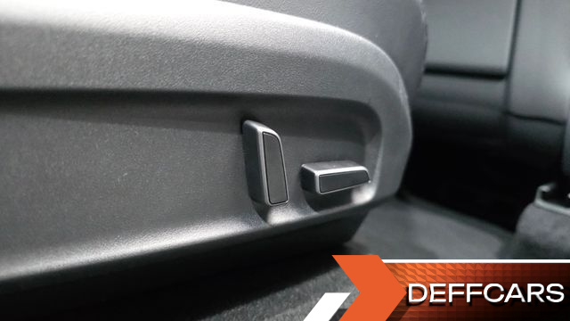 Tesla MODEL Y L Long Range AWD купить на сайте DeffCars