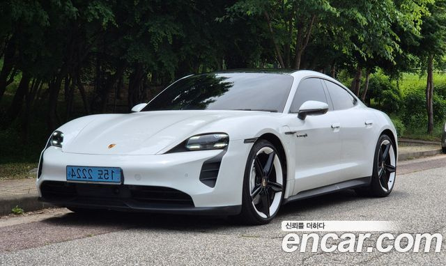 Porsche TAYCAN 4S купить на сайте DeffCars