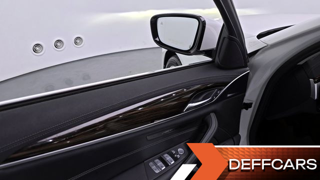 BMW 5-SERIES 520i Luxury купить на сайте DeffCars