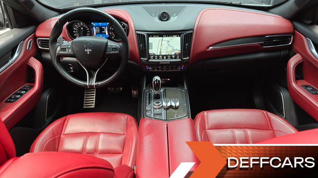 Maserati LEVANTE 3.0 AWD Sport купить на сайте DeffCars