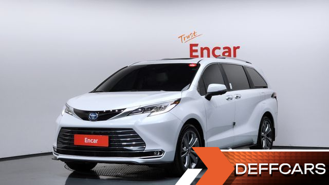 Toyota SIENNA 2.5 Hybrid 2WD купить на сайте DeffCars