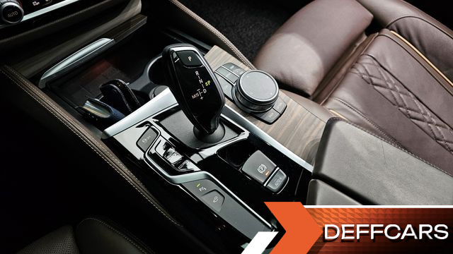 BMW 5-SERIES 520d xDrive M Sport Package Plus купить на сайте DeffCars