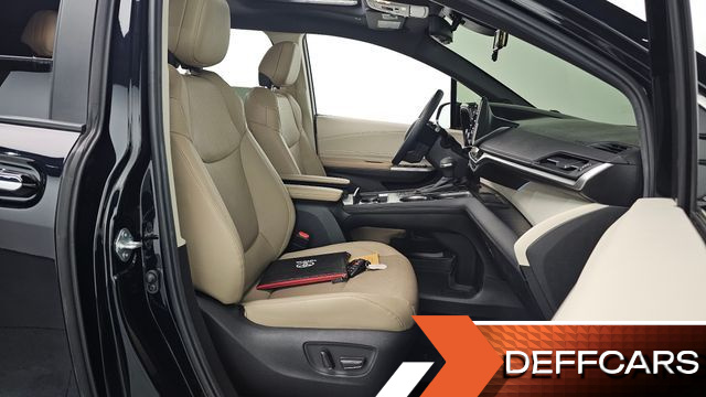 Toyota SIENNA 2.5 Hybrid AWD купить на сайте DeffCars