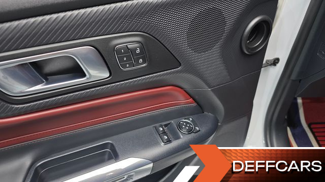 Ford MUSTANG 2.3 EcoBoost Premium Coupe купить на сайте DeffCars