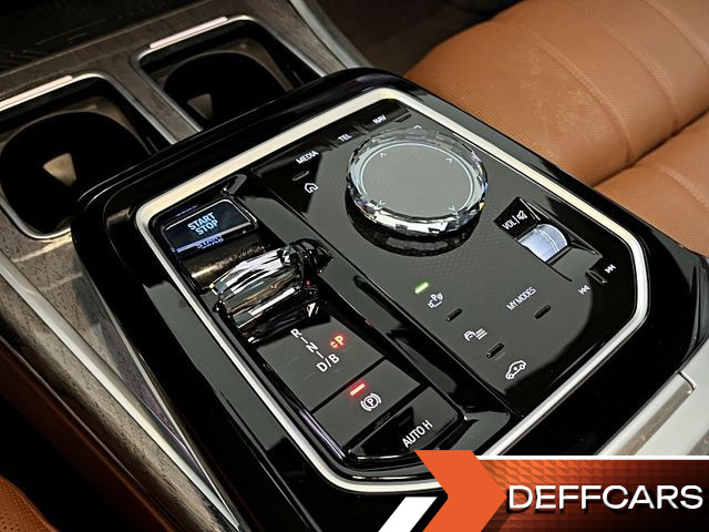 BMW I7 eDrive 50 M Sport купить на сайте DeffCars