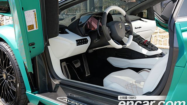 Lamborghini AVENTADOR S LP740-4 Roadster купить на сайте DeffCars
