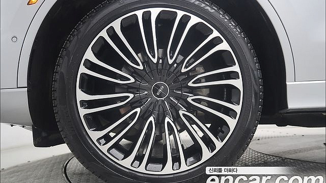 Lincoln AVIATOR 3.0 Black Label AWD купить на сайте DeffCars