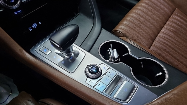 Genesis G70 2.0T AWD Supreme купить на сайте DeffCars
