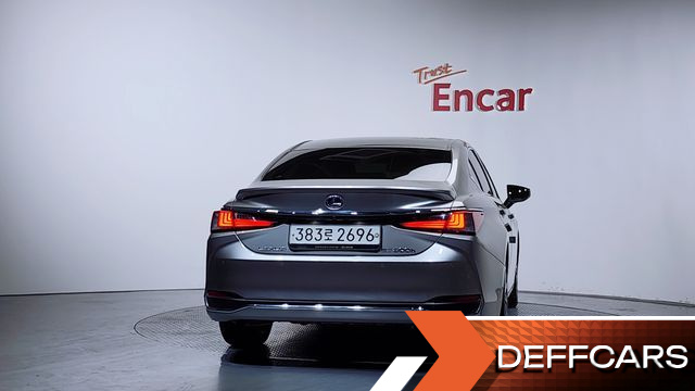 Lexus ES Executive купить на сайте DeffCars