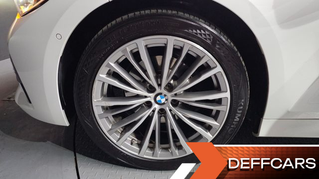 BMW 3-SERIES 320d Luxury купить на сайте DeffCars