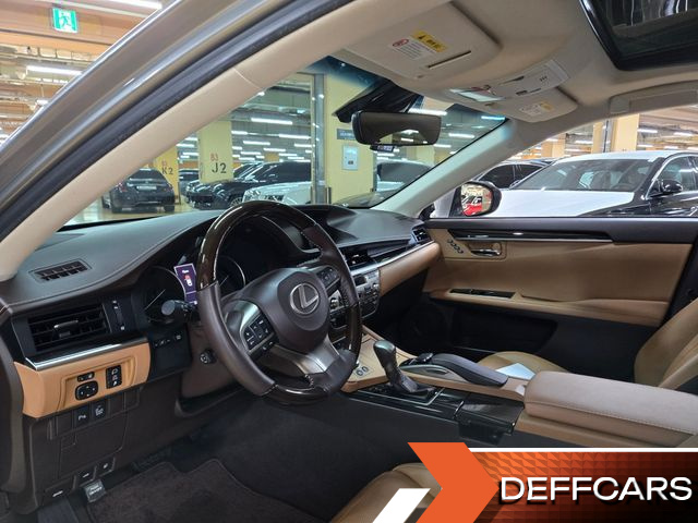 Lexus ES Executive XV60 купить на сайте DeffCars