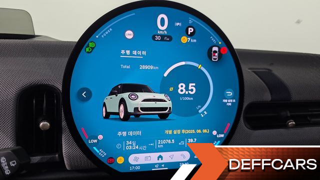 Mini COOPER 5 Door Favoured купить на сайте DeffCars