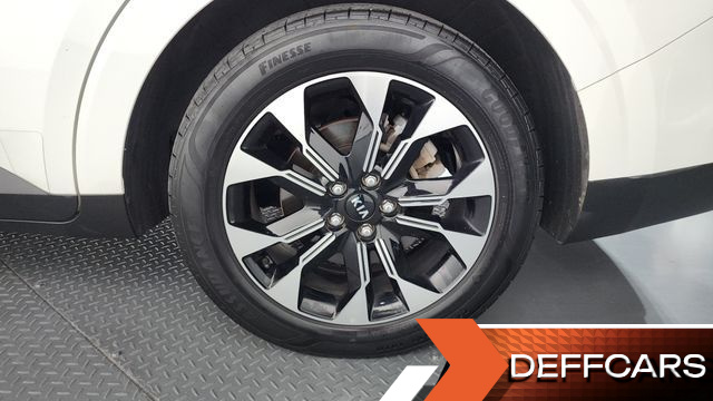Kia CARNIVAL 9-Seater Noblesse купить на сайте DeffCars