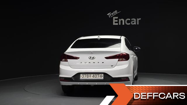 Hyundai AVANTE 1.6 Style купить на сайте DeffCars
