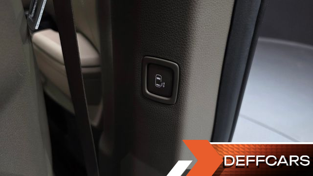 Kia CARNIVAL Gasoline 9-Seater Hi-Limousine Signature купить на сайте DeffCars