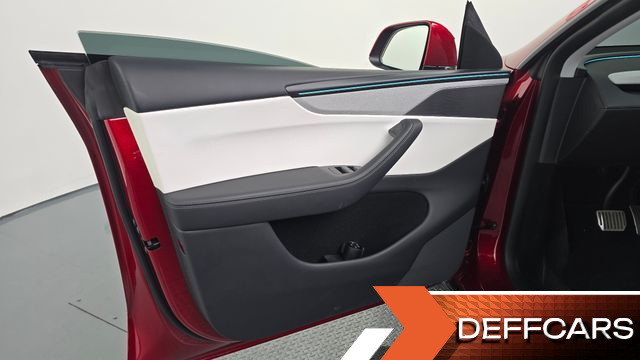 Tesla MODEL Y Long Range AWD купить на сайте DeffCars