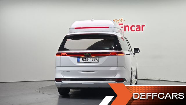Kia CARNIVAL Gasoline 9-Seater Signature купить на сайте DeffCars