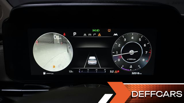 Kia CARNIVAL Gasoline 9-Seater Signature купить на сайте DeffCars