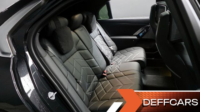 BMW 7-SERIES 740d xDrive M Sport купить на сайте DeffCars