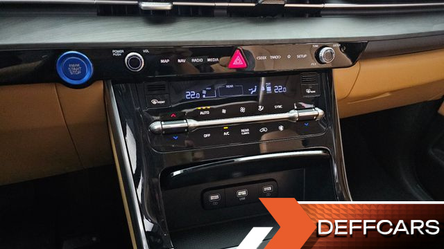 Kia CARNIVAL Diesel 9-Seater Signature купить на сайте DeffCars