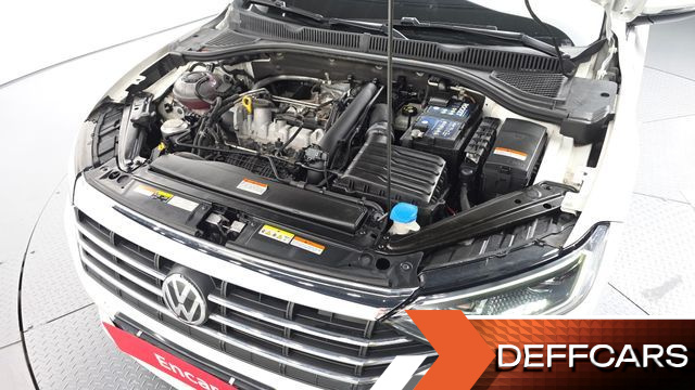 Volkswagen JETTA 1.4 TSI Premium купить на сайте DeffCars