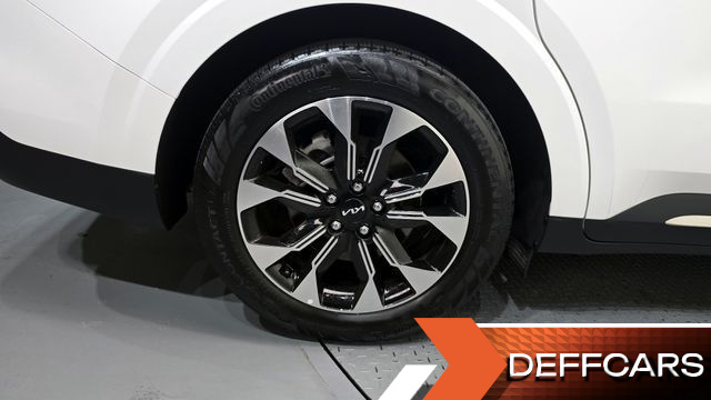 Kia CARNIVAL Gasoline 9-Seater Signature купить на сайте DeffCars
