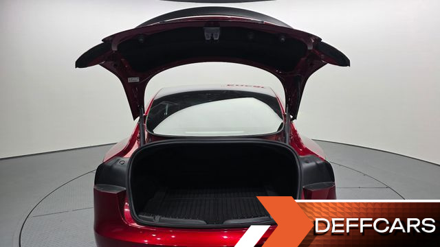 Tesla MODEL 3 Performance купить на сайте DeffCars