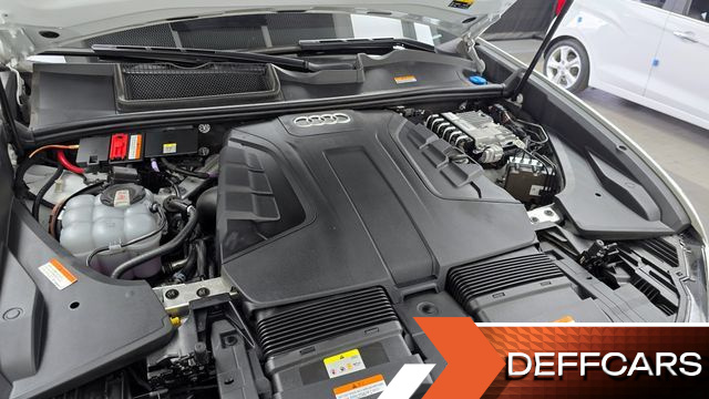 Audi Q8 50 TDI Quattro Premium купить на сайте DeffCars
