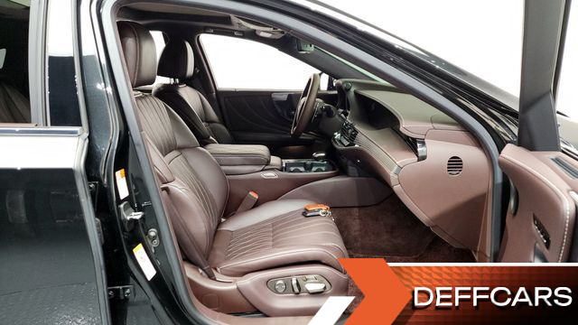 Lexus LS 3.5 Luxury AWD купить на сайте DeffCars