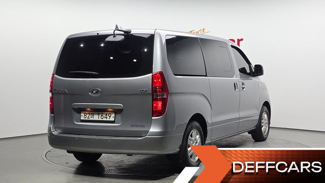 Hyundai STAREX Van 5-Seater Smart купить на сайте DeffCars