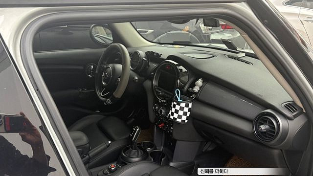 Mini COOPER 5Door Standard 3rd купить на сайте DeffCars