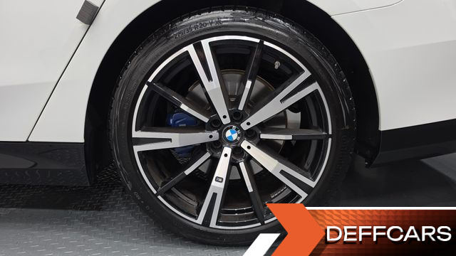 BMW 5-SERIES 530i xDrive M Sport купить на сайте DeffCars