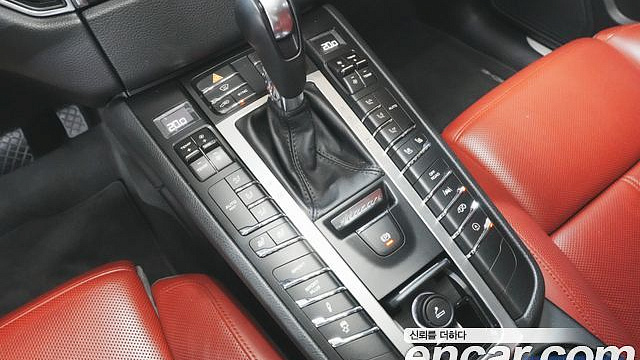 Porsche MACAN 3.0 GTS 95B купить на сайте DeffCars