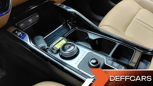 Kia SORENTO Gasoline 2.5T 2WD Signature купить на сайте DeffCars
