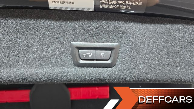 BMW 3-SERIES 320i M Sport купить на сайте DeffCars