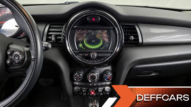 Mini COOPER 5Door Standard 3rd купить на сайте DeffCars