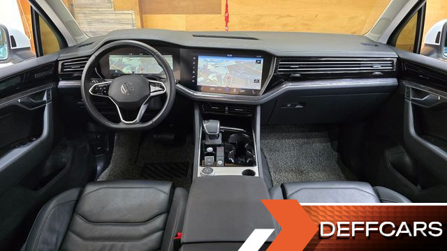 Volkswagen TOUAREG 3.0 TDI Premium купить на сайте DeffCars
