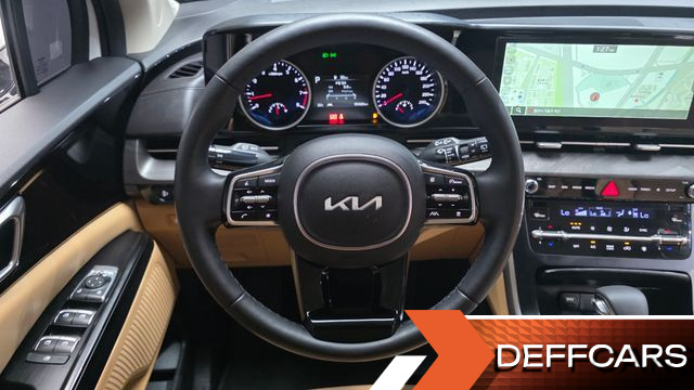 Kia CARNIVAL Gasoline 9-Seater Prestige купить на сайте DeffCars